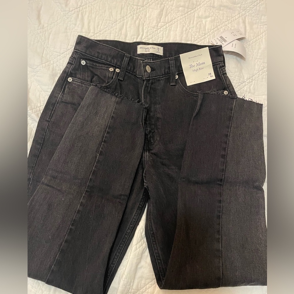 Abercrombie Mom Jeans NWT!